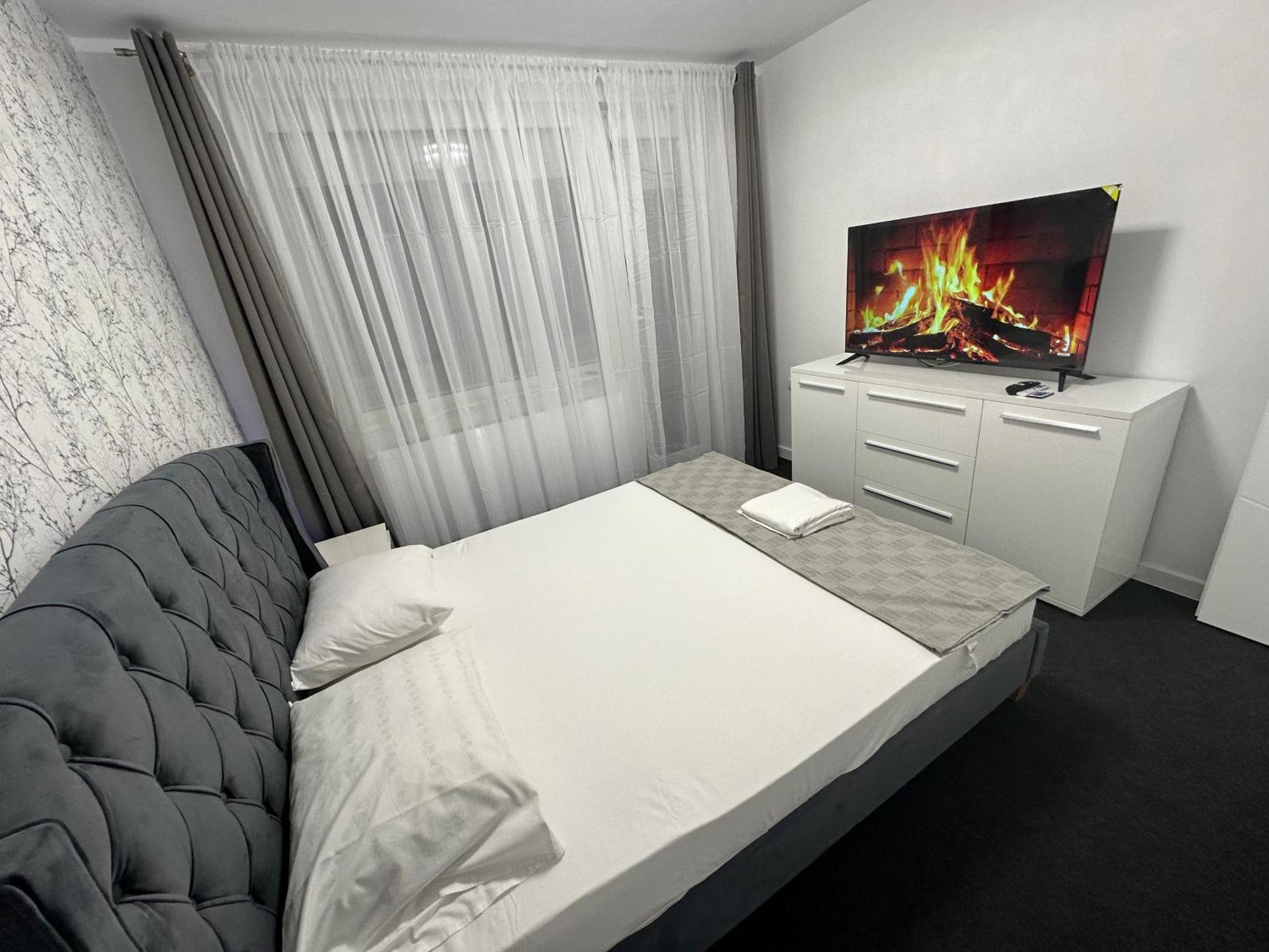 Apartament Ultra Central 3 Leilighet Hunedoara Eksteriør bilde