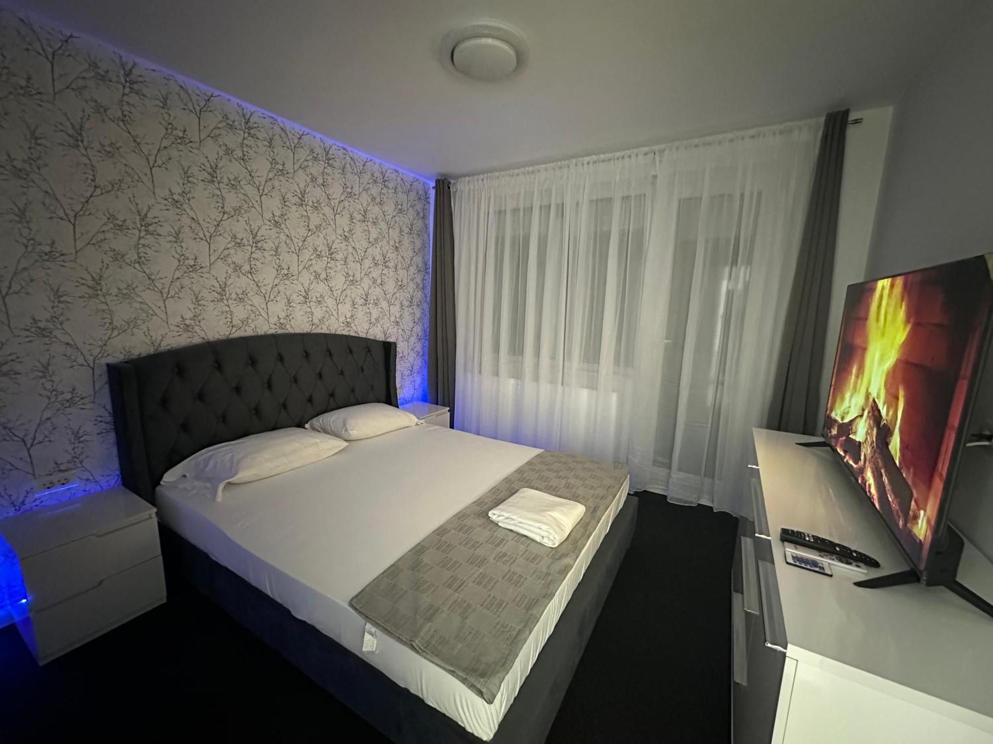 Apartament Ultra Central 3 Leilighet Hunedoara Eksteriør bilde